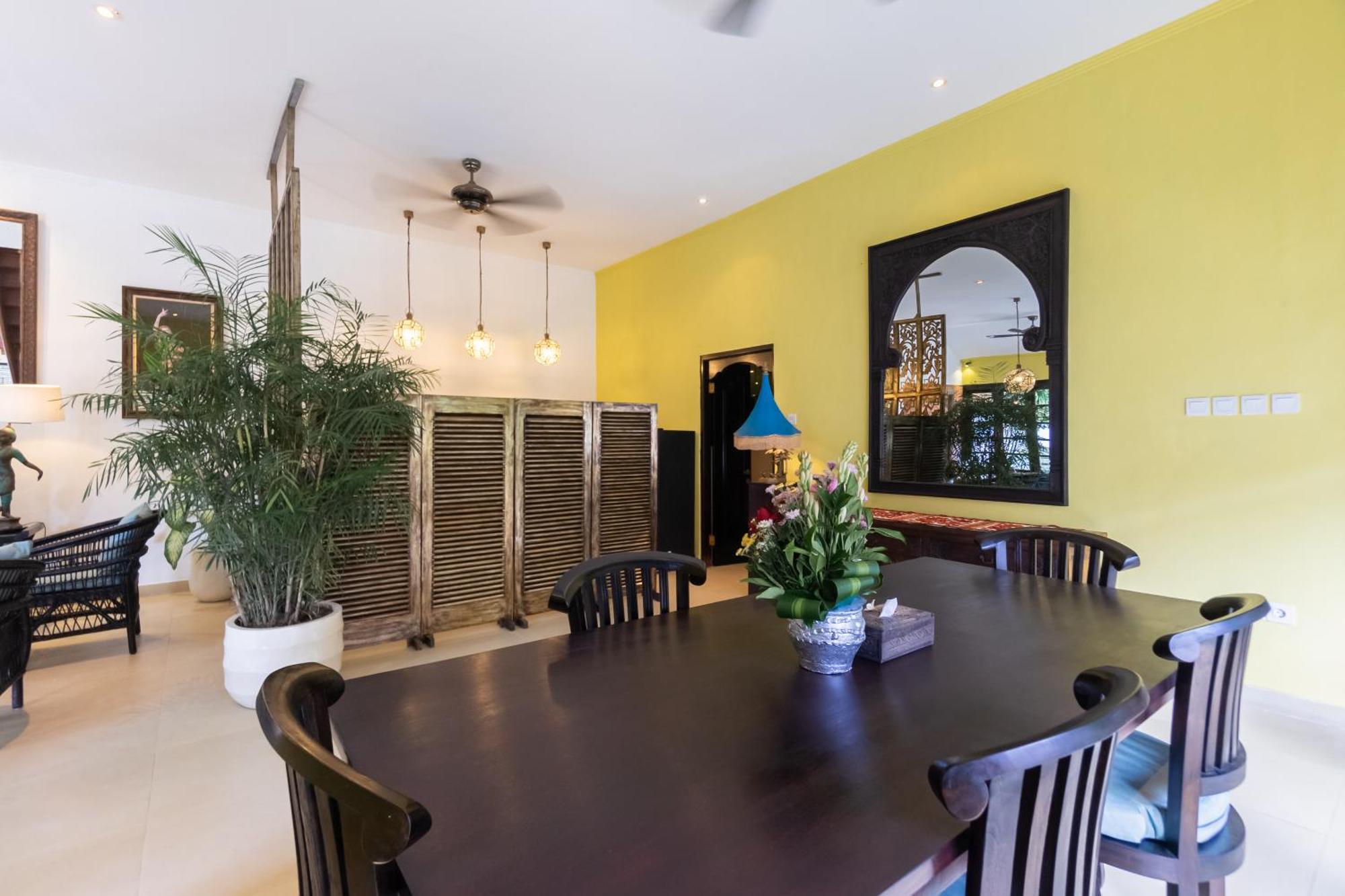 Four On Drupadi Villa Seminyak  Luaran gambar