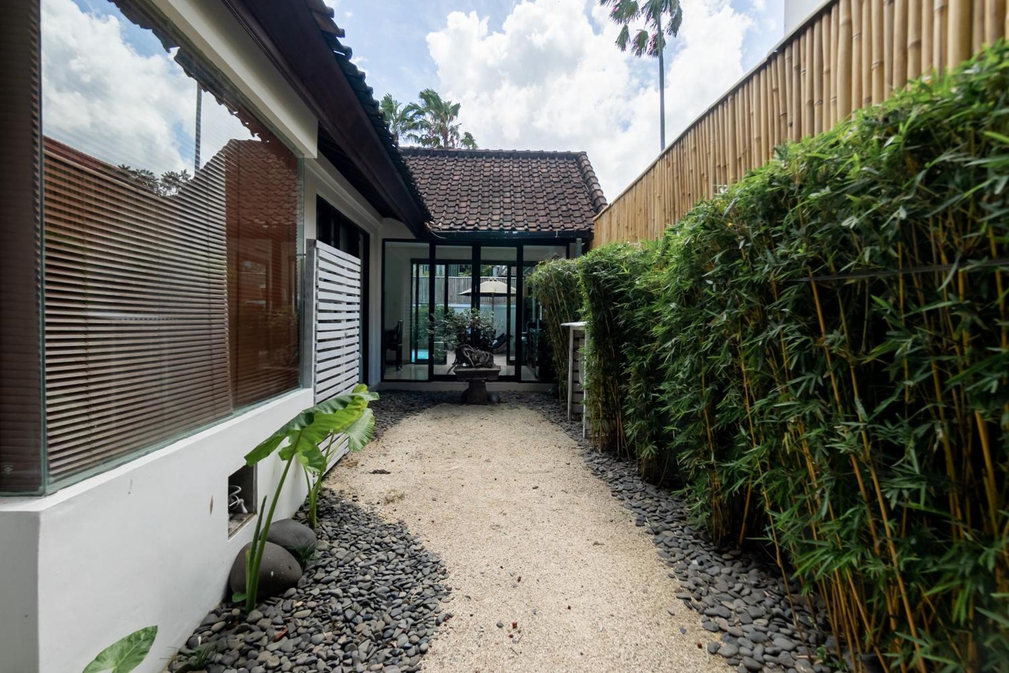 Four On Drupadi Villa Seminyak  Luaran gambar